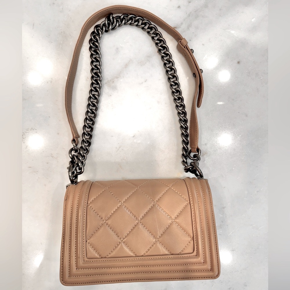 Camel Quilted Lambskin Leather bag - Picture 3 of 11